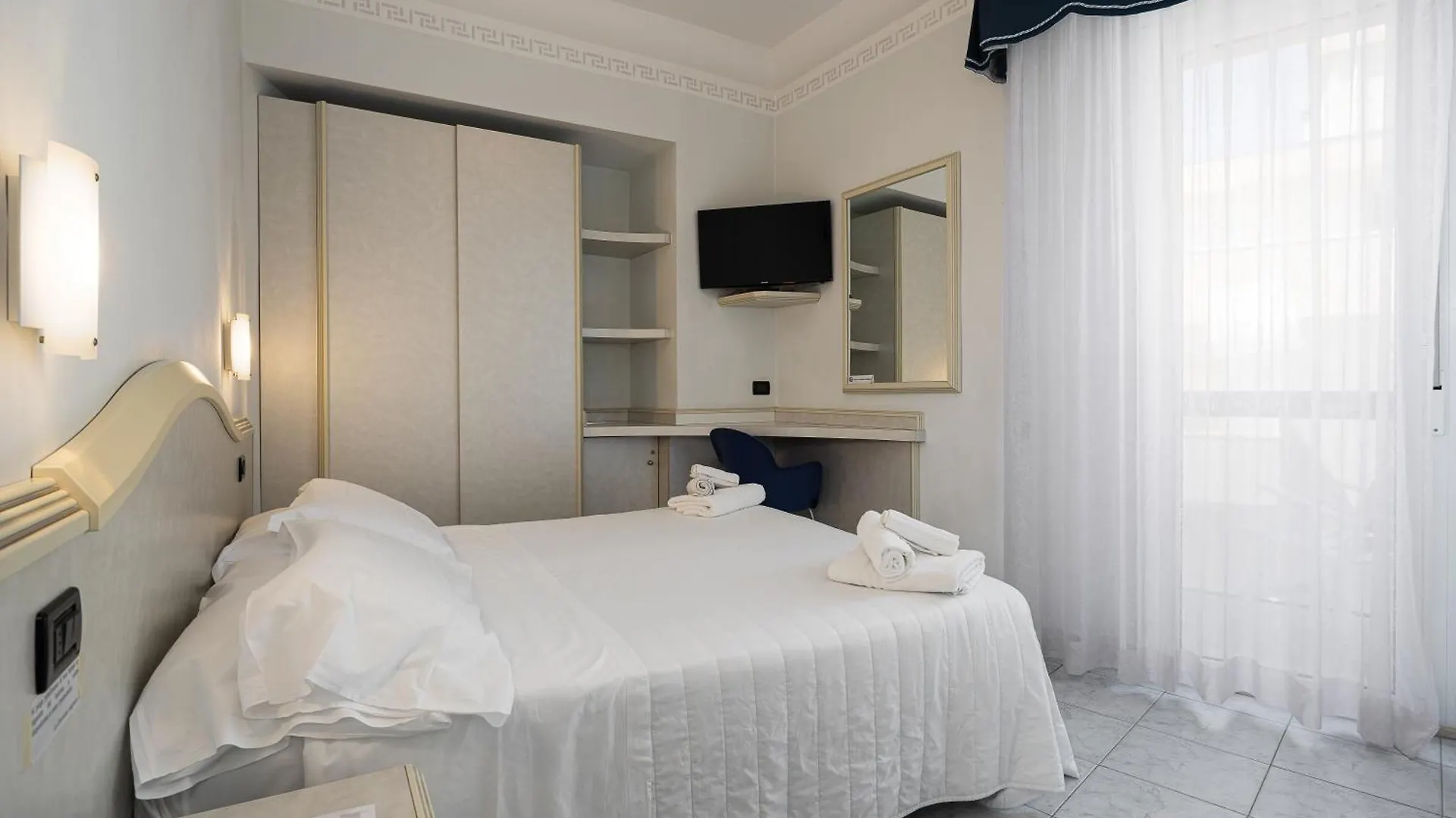 ***  Hotel Oriente Milano Marittima Italy